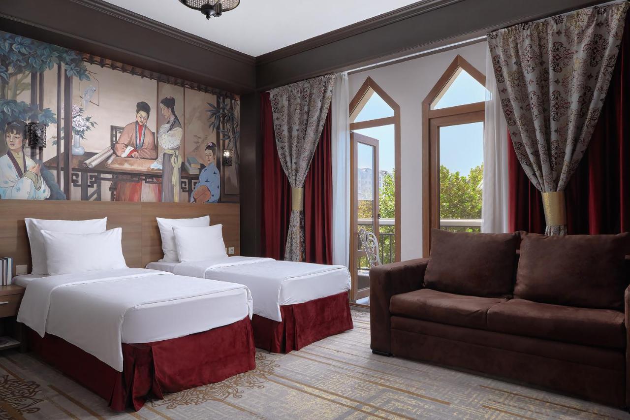 Garuda Boutique Hotel Sukhumi Exterior photo